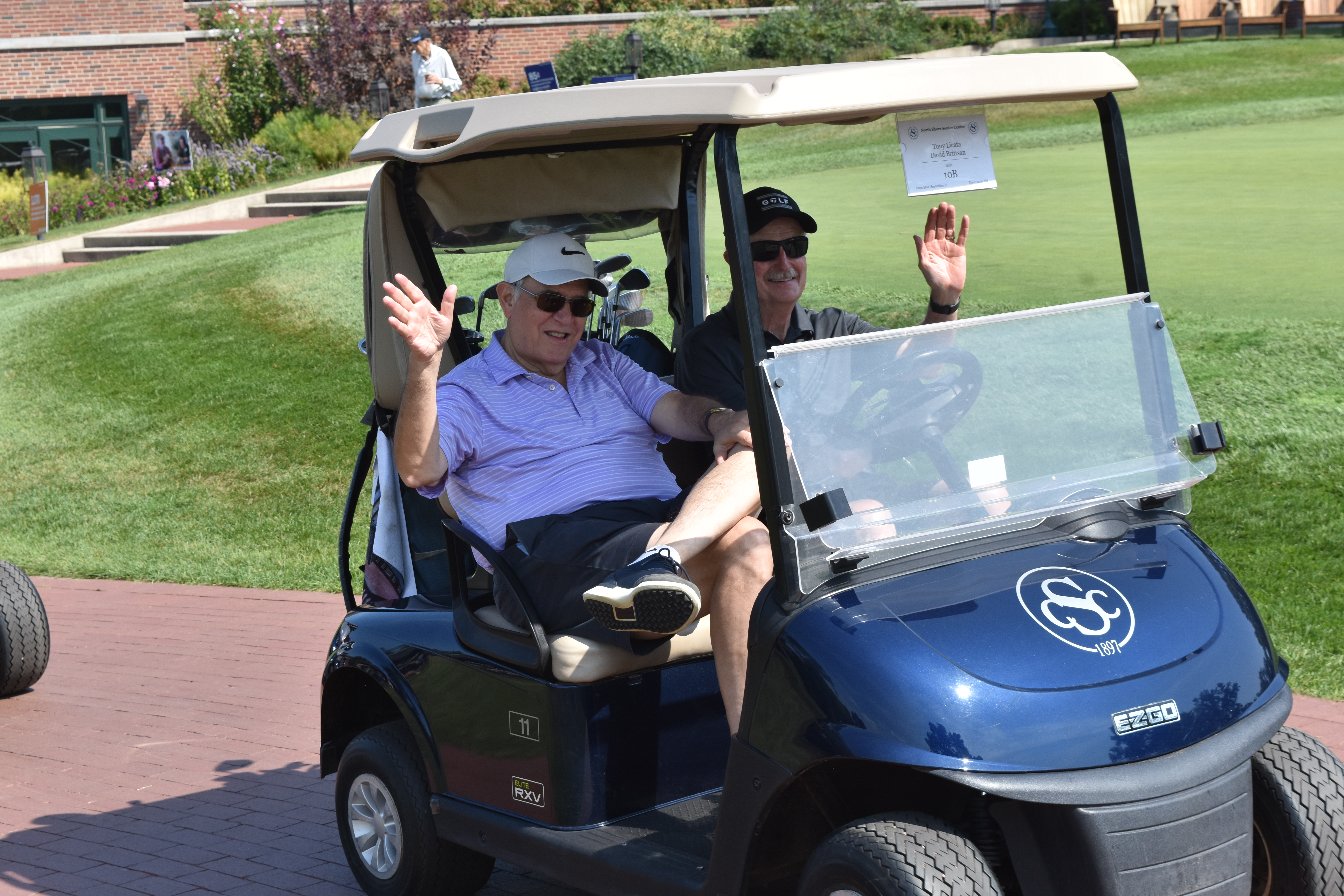 Tony in Cart